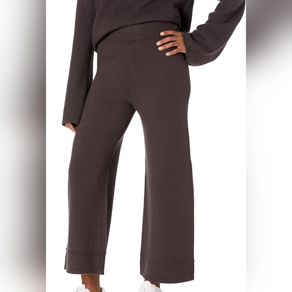 The Drop Chic Wide-Leg Pants- in Chocolate- Must Have!!